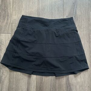 Lululemon Black Pace Rival Skirt Size 2